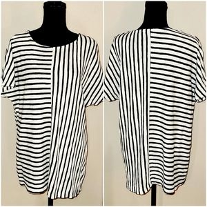 4/$30🌟Terra & Sky Stripe White n Black